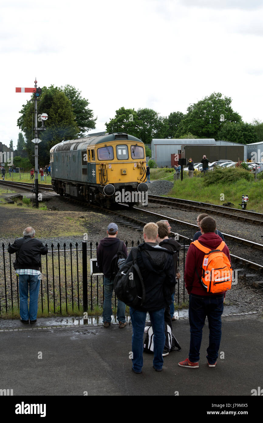 Class 33 diesel locomotive No 33108 at the Severn Valley Railway, Kidderminster, UK Stock Photo