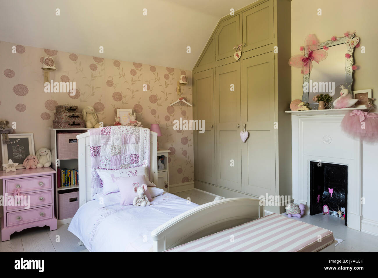 Floor To Ceiling Wardrobes Painted In Farrow Ball S Old White In