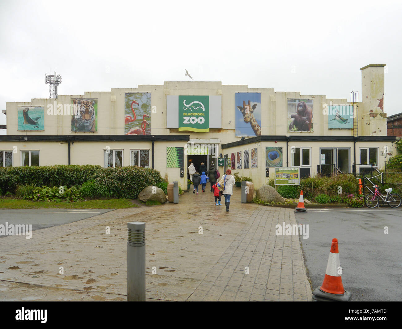 The main entrance to Blackpool Zoo, Lancashire, England Stock Photo Alamy