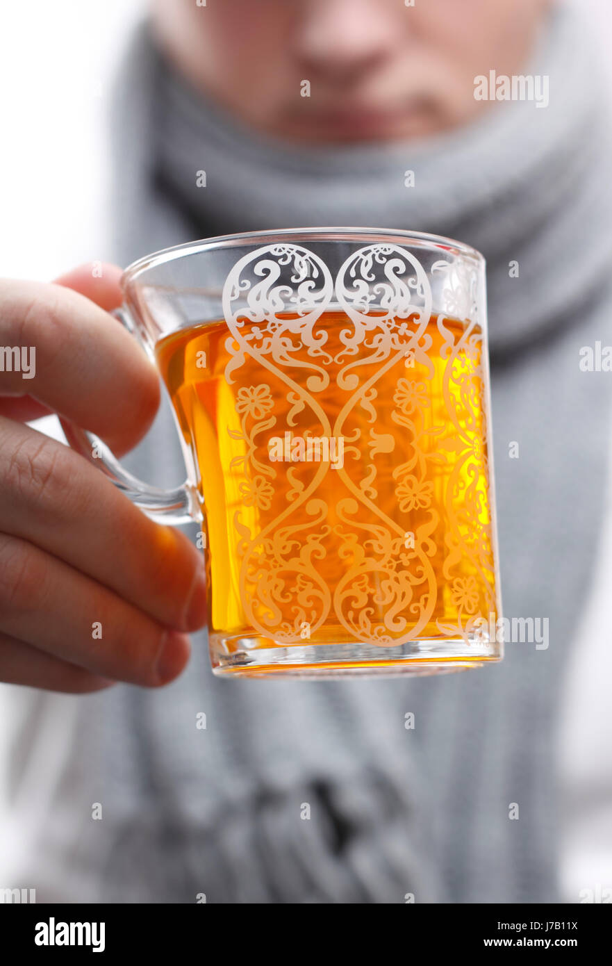 tea drink drinking bibs winter hot cold catarrh sore throat coughing