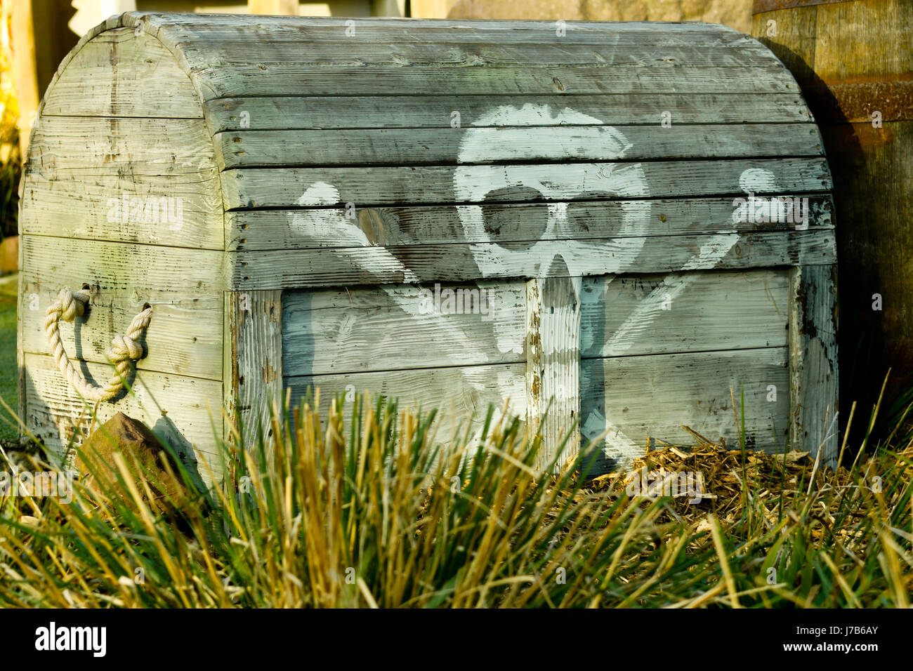 pirate treasure chest Stock Photo Alamy