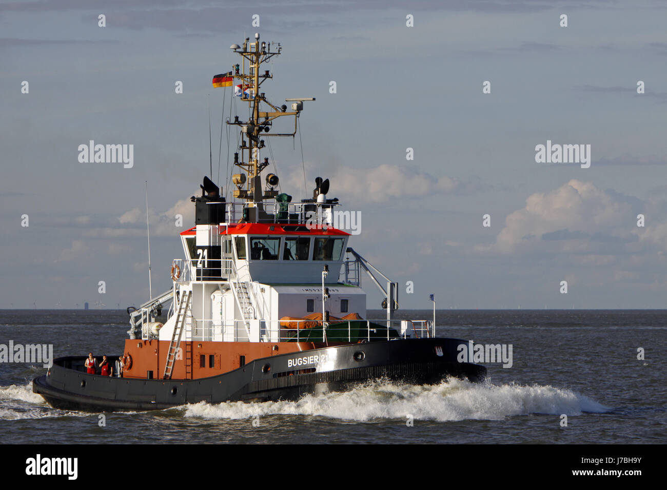 tug on the north sea Stock Photo - Alamy