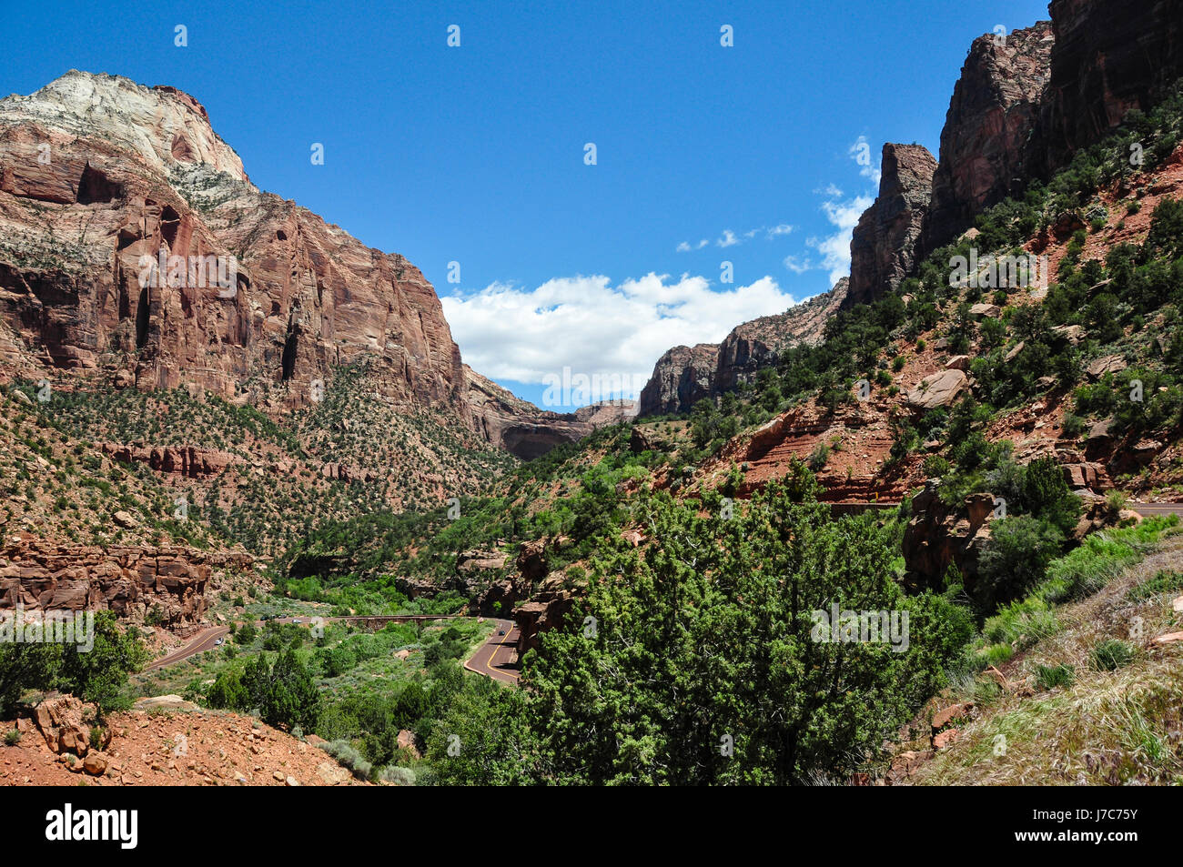 Zion mount carmel highway hires stock photography and images Alamy