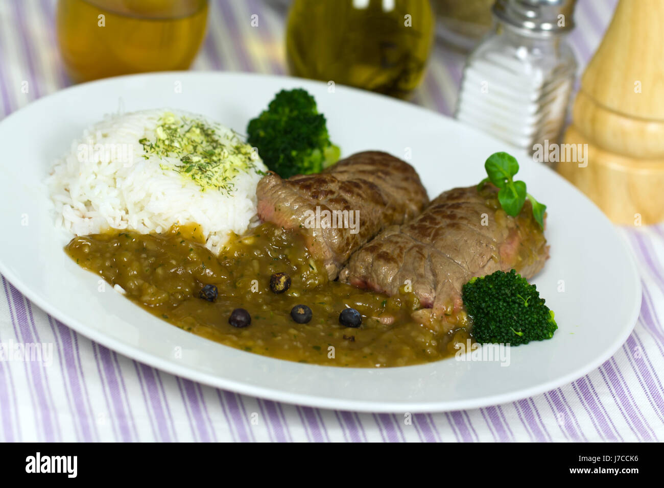 vegetable vertical roulade broccoli juniper berries beef rice macro ...