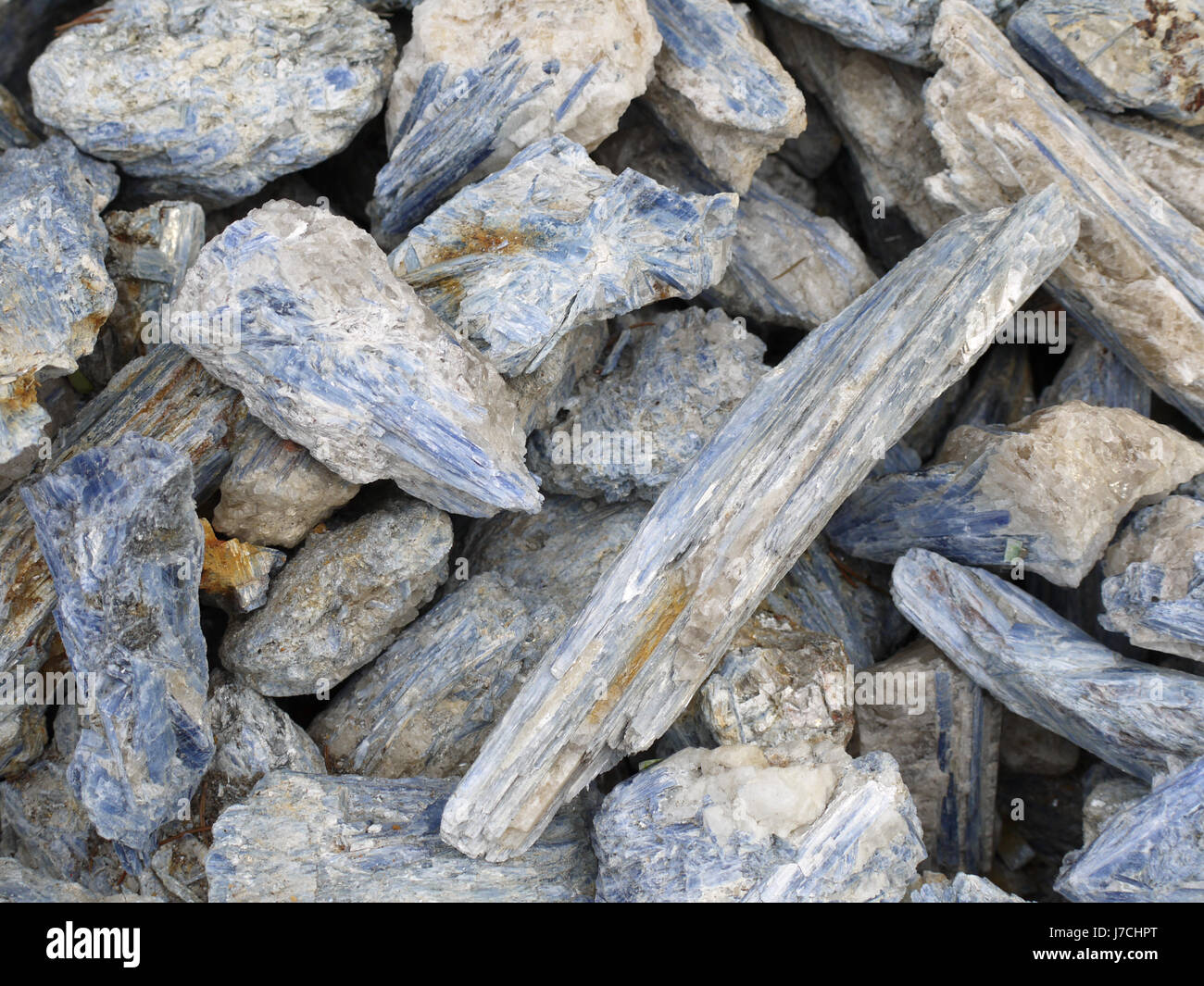 mineral stones crystal esoteric aluminum aluminium minerals oxygen