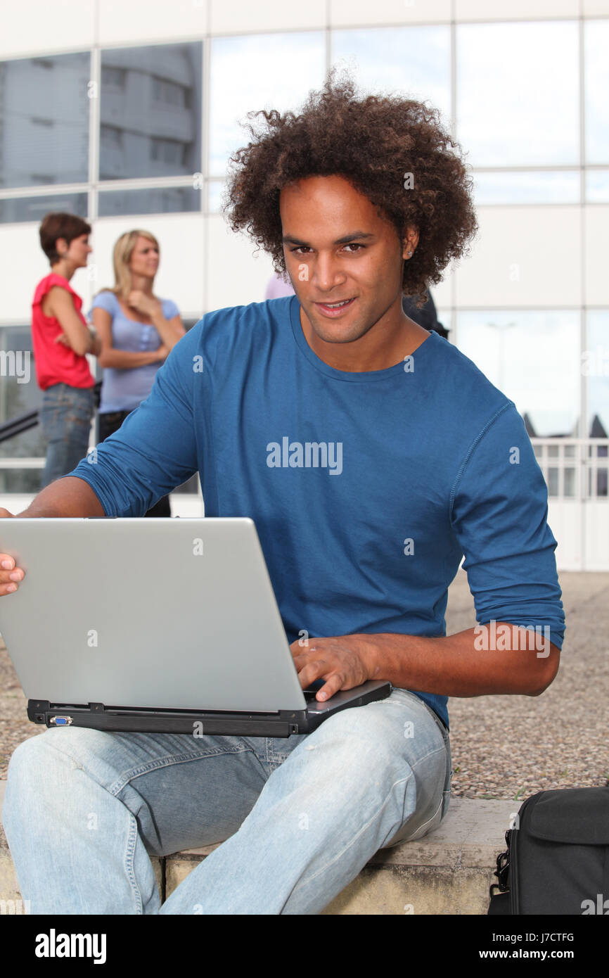 laptop notebook computers computer laugh laughs laughing twit giggle ...