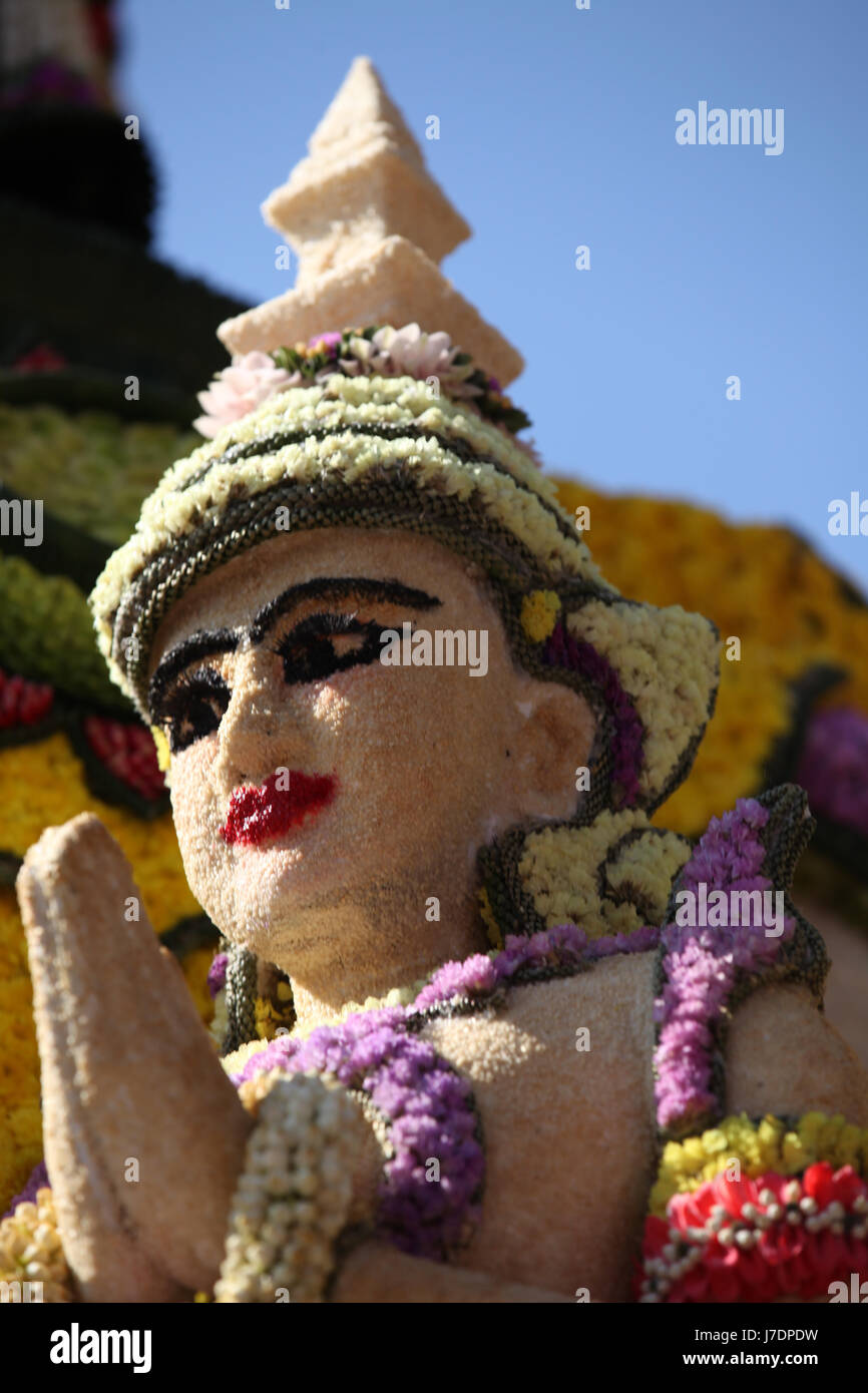 Scenery from statues and flowers on the street, Thailand, south east ...