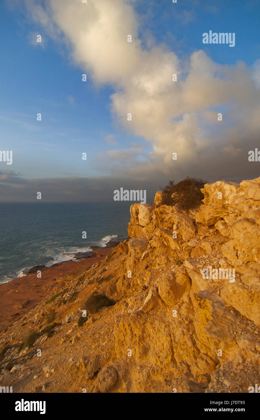 Coastal Western Australia, with typical eroded Limestone based cliff ...