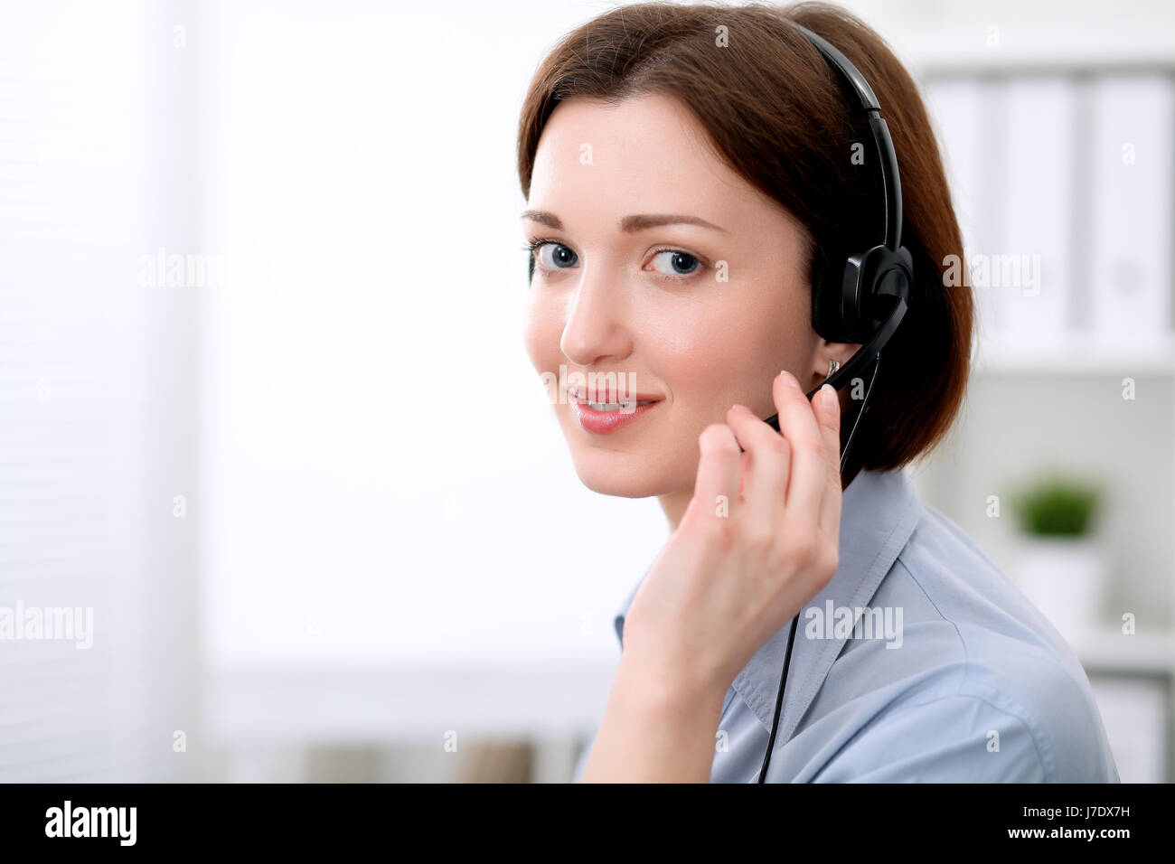 Call center operator Stock Photo - Alamy