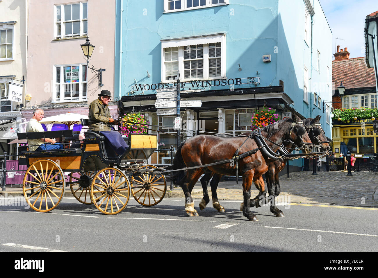 Horse carriage, High Street, Windsor, Berkshire, England, United Kingdom Stock Photo