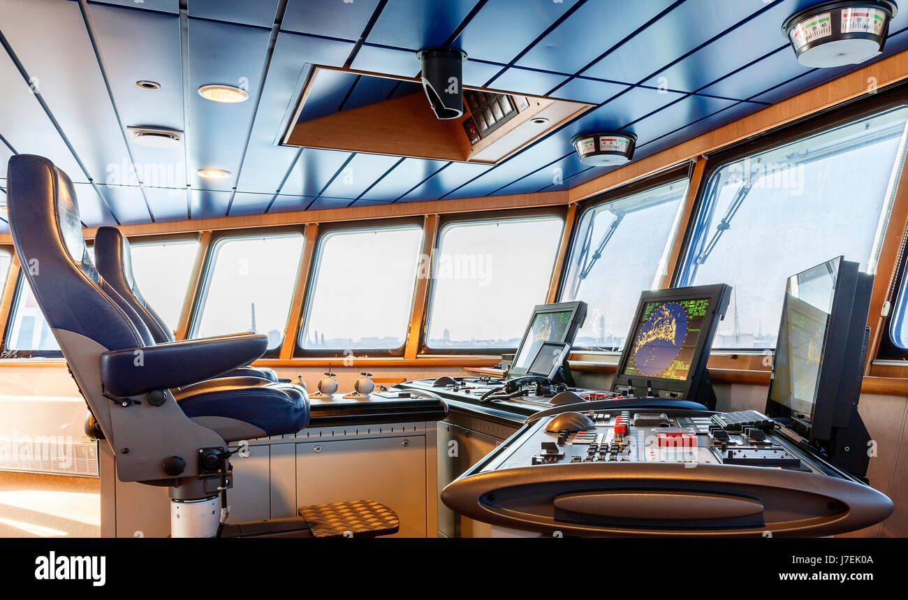 cruise ship captain