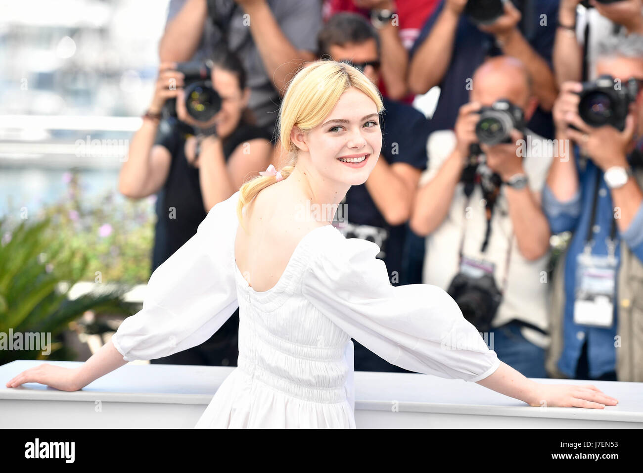 Cannes, France. 24th May, 2017. Actress Elle Fanning of the film 'The Beguiled' poses for a photocall in Cannes, France on May 24, 2017. The film 'The Beguiled' directed by American director Sofia Coppola will compete for the Palme d'Or on the 70th Cannes Film Festival. Credit: Xinhua/Alamy Live News Stock Photo