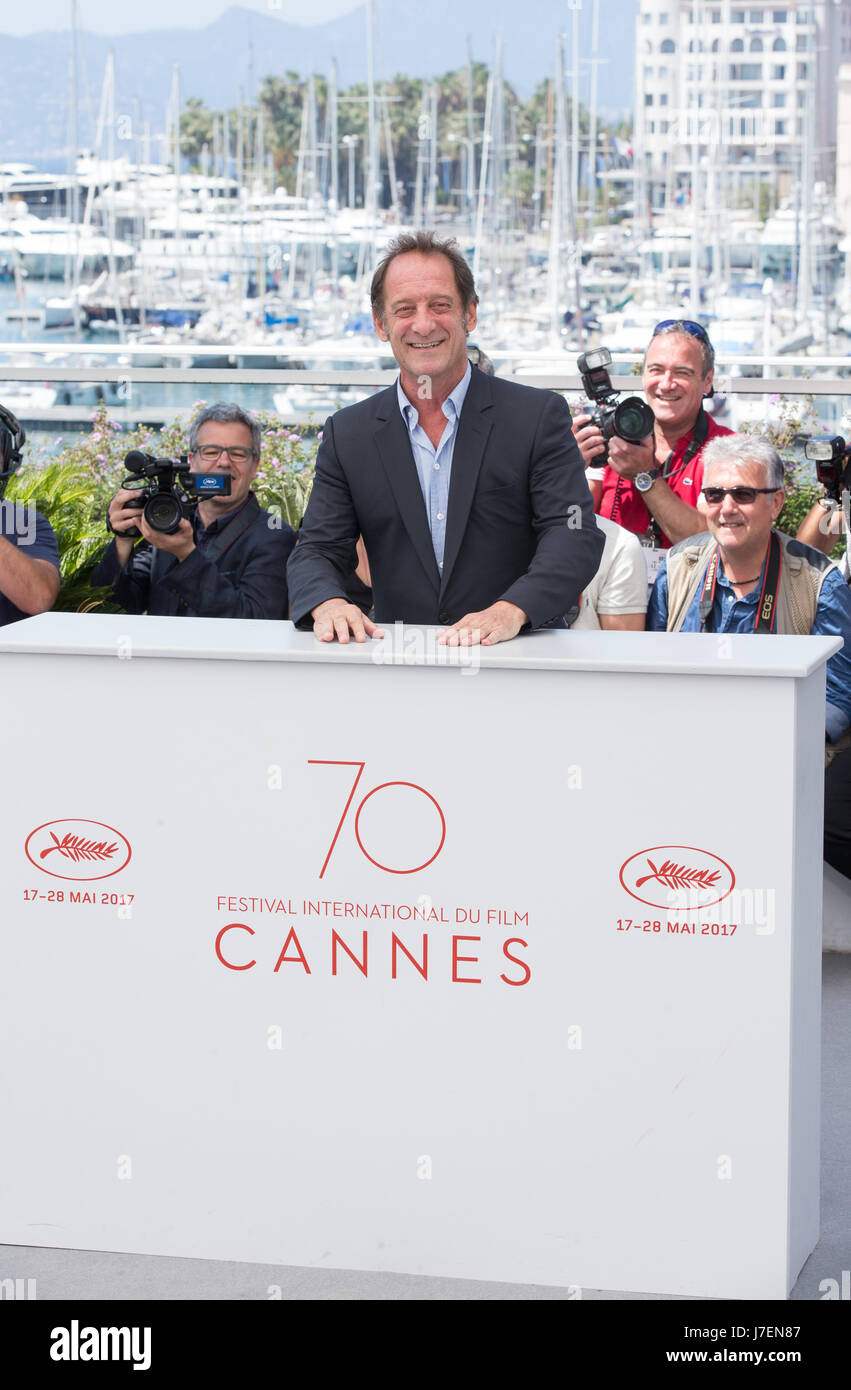 Cannes, France. 24th May, 2017. Actor Vincent Lindon poses for the photocall of the film 'Rodin'  during the 70th annual Cannes Film Festival at Palais des Festivals in Cannes, France, on May 24, 2017. Credit: Xinhua/Alamy Live News Stock Photo