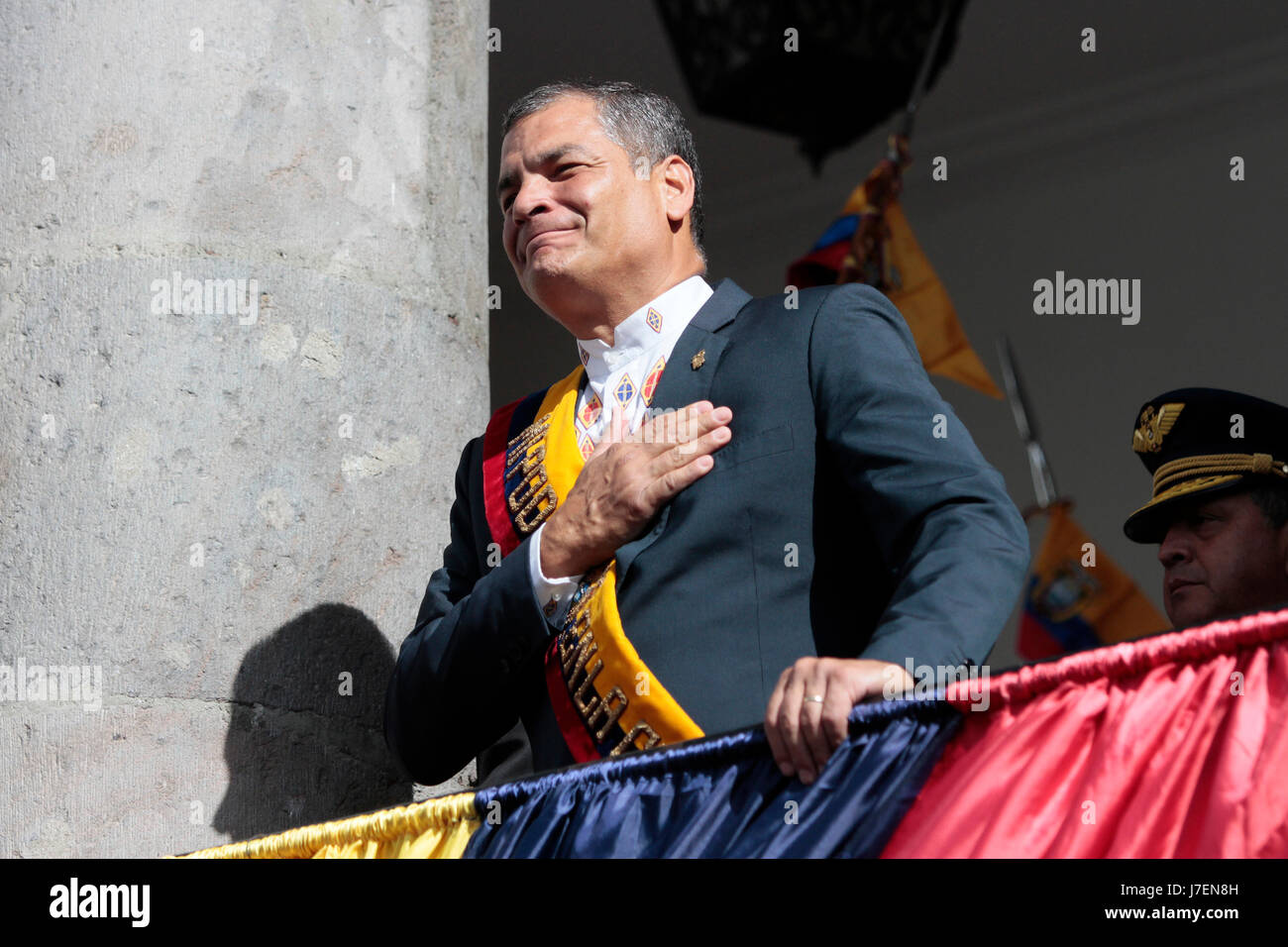 Quito, Ecuador. 23rd May, 2017. President Rafael Correa says goodbye from the balcony of the Carondelet Palace in Quito, Wednesday, May 24, 2017. After 10 years of rule Rafael Correa ends his term, Lenin Moreno is the new president of Ecuador.  Credit: Franklin Jácome/Alamy Live News Stock Photo