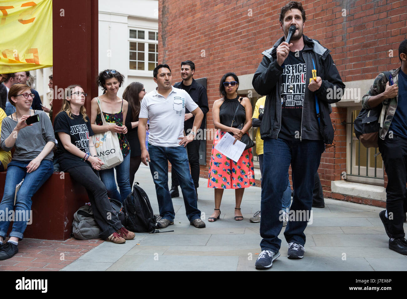 London, UK. 24th May, 2017. Petros Elia, General Secretary of the United Voices of the World trade union, addresses cleaners and students at the London School of Economics (LSE) on the 5th day of strike action for parity of terms and conditions of employment with in-house staff. Credit: Mark Kerrison/Alamy Live News Stock Photo