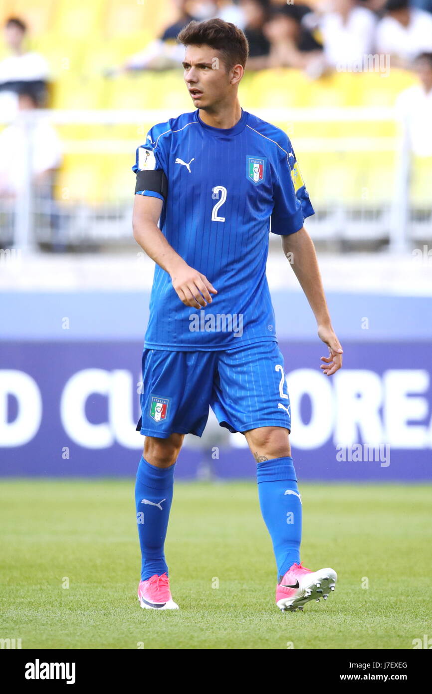 Suwon, South Korea. 24th May, 2017. Giuseppe Scalera (ITA) Football/Soccer : 2017 FIFA U-20 World Cup Group D match between South Africa 2-0 Italy at Suwon World Cup Stadium in Suwon, South Korea . Credit: Sho Tamura/AFLO SPORT/Alamy Live News Stock Photo