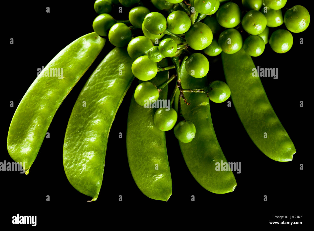vitamins vitamines deficient in calories sugar peas healthy vegetarian macro Stock Photo