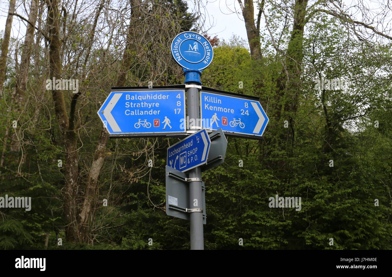 Sign on National Cycle Route 7 and Rob Roy Way near Lochearnhead Scotland May 2017 Stock Photo