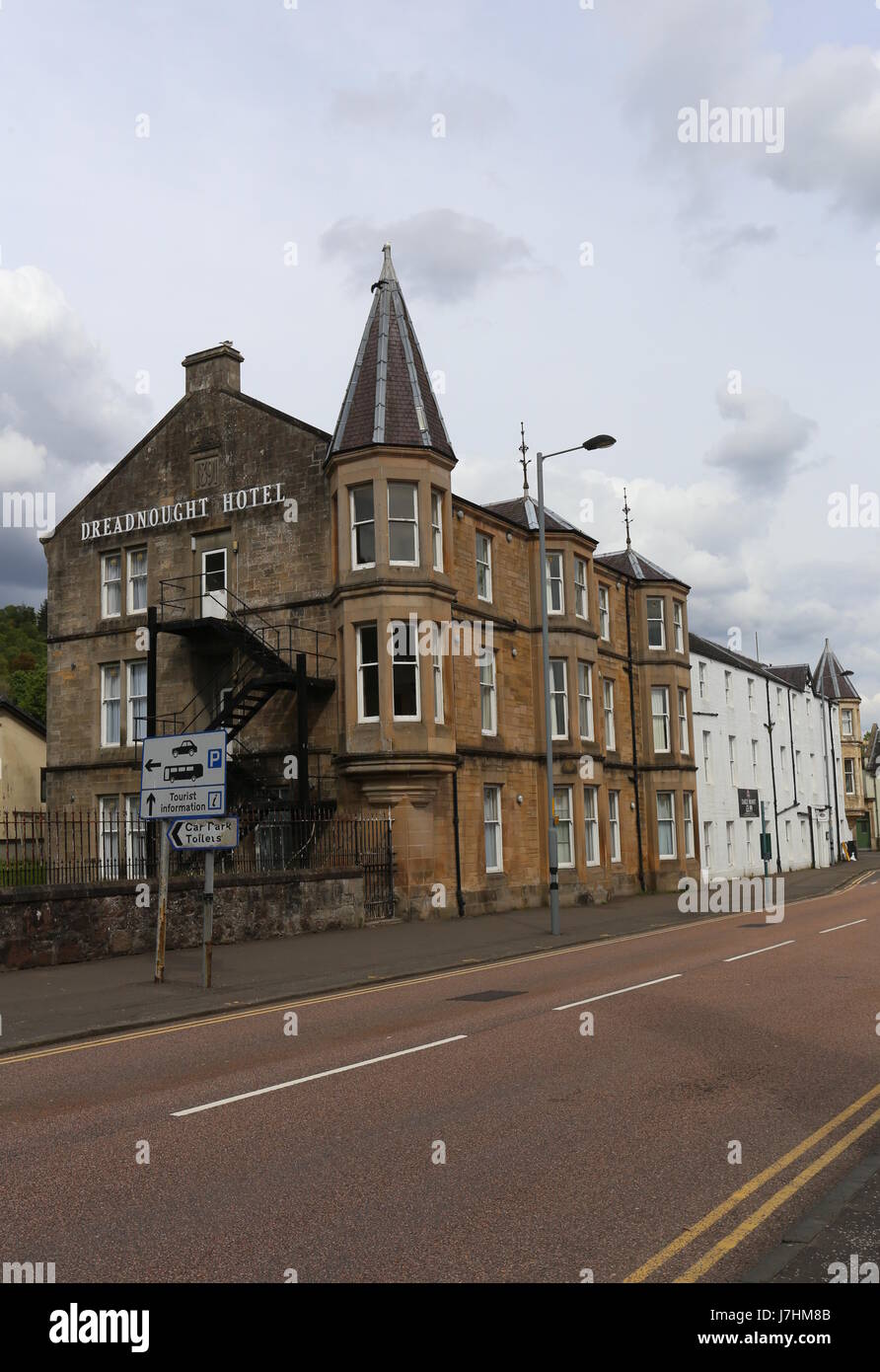Exterior of Dreadnought Hotel Callander Scotland May 2017 Stock Photo ...