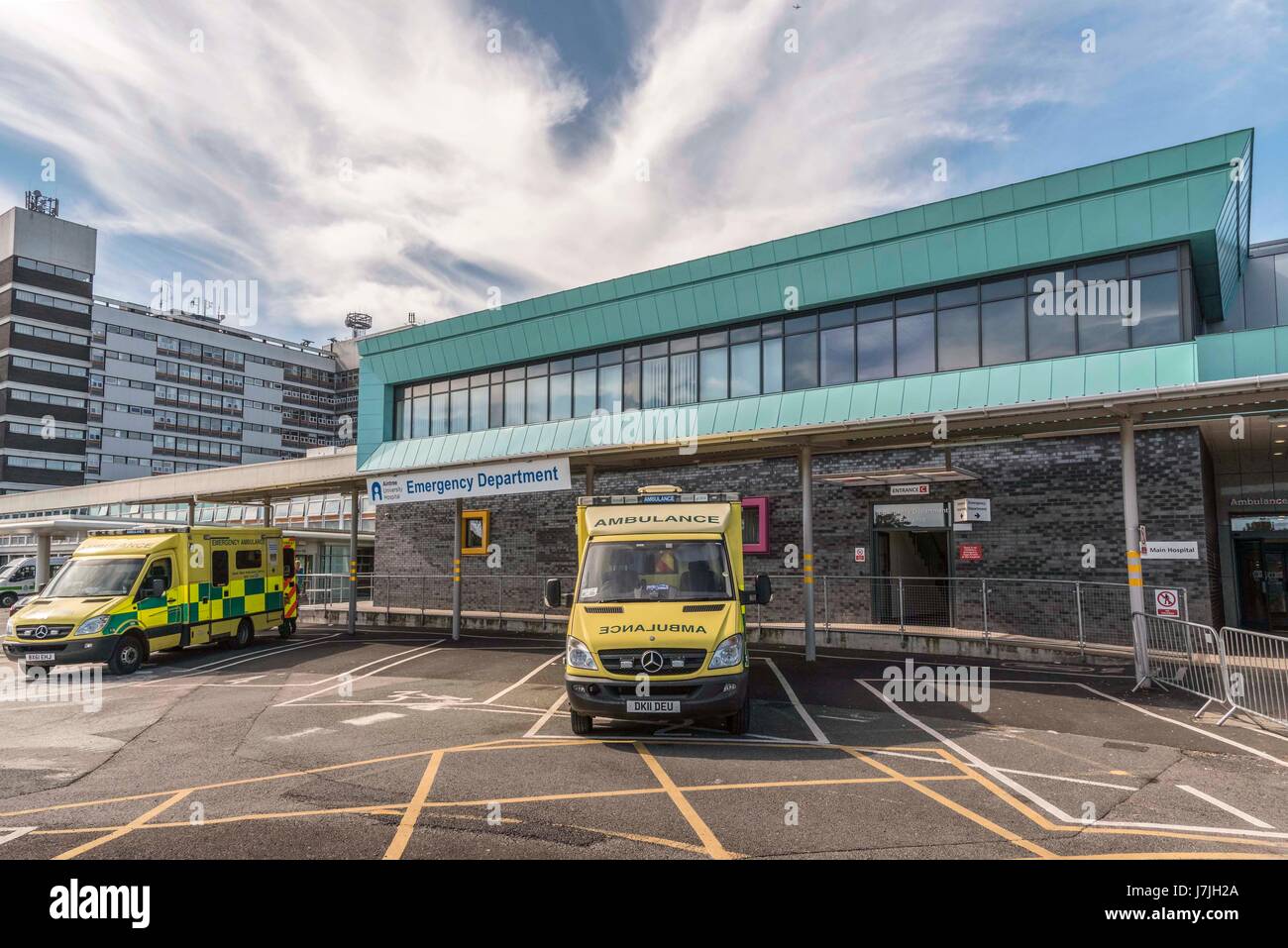 Aintree Hospital Stock Photo Alamy