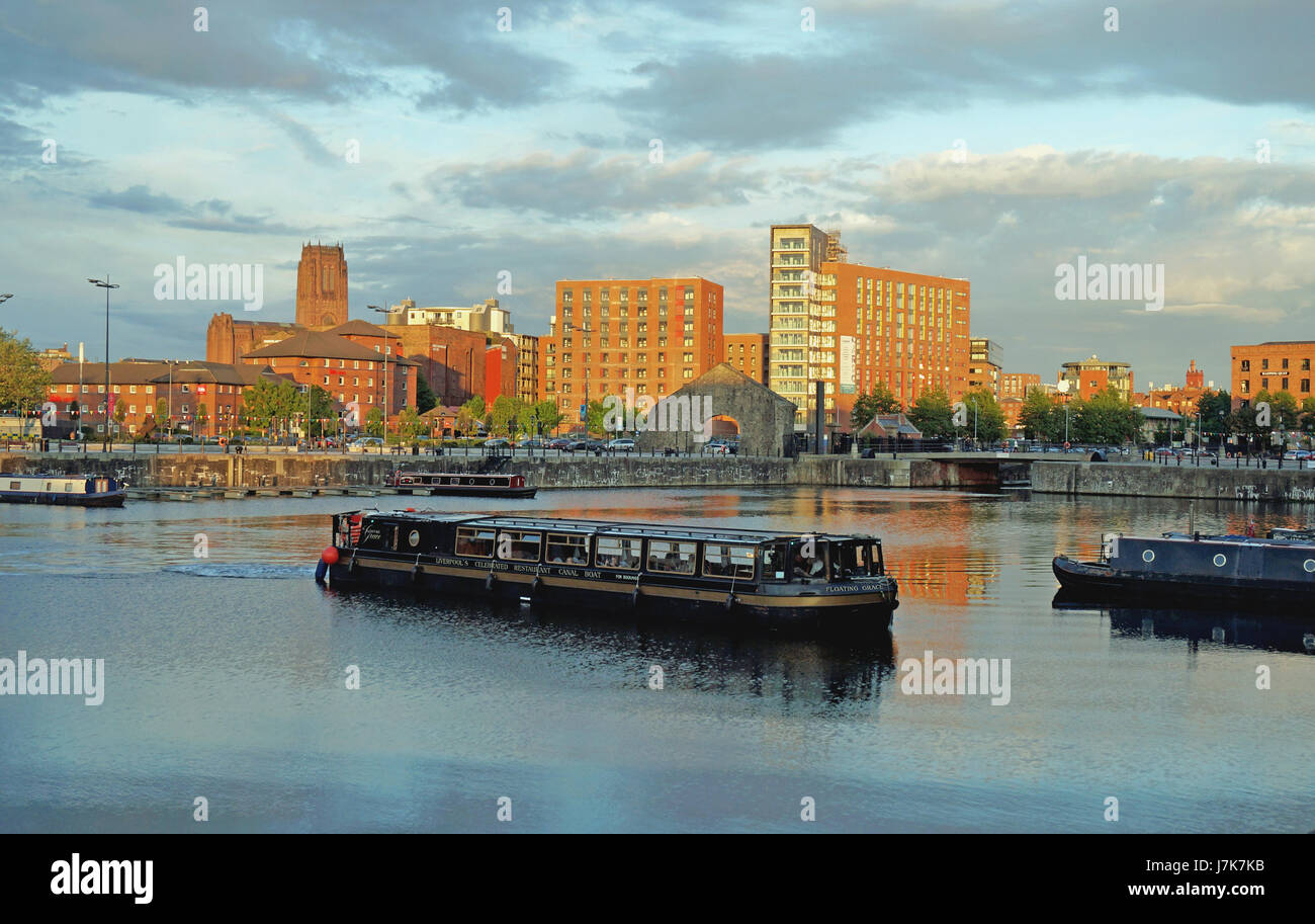 The Floating Grace, Liverpool's Celebrated Restaurant Canal Boat In