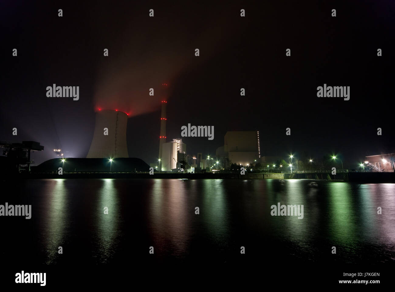power plant at night Stock Photo - Alamy