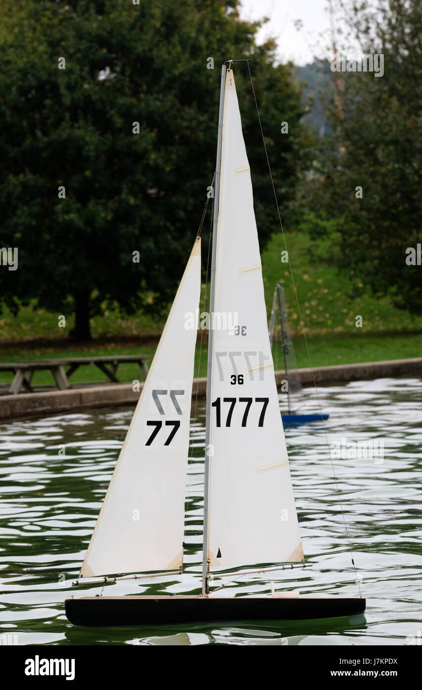 Radio controlled yacht Stock Photo Alamy