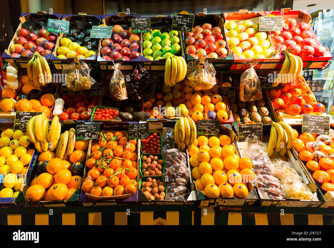 Fruits for selling Stock Photo Alamy