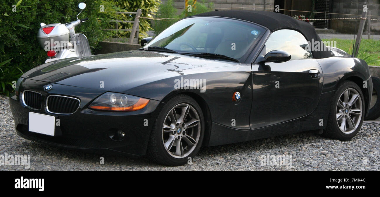 The 2003-2006 BMW Z4 Roadster is a two-door sports car known for its ...
