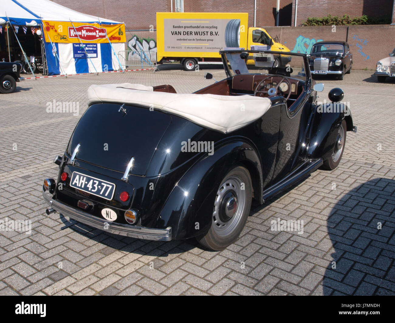 Late 1930s american design hi res stock photography and images Alamy