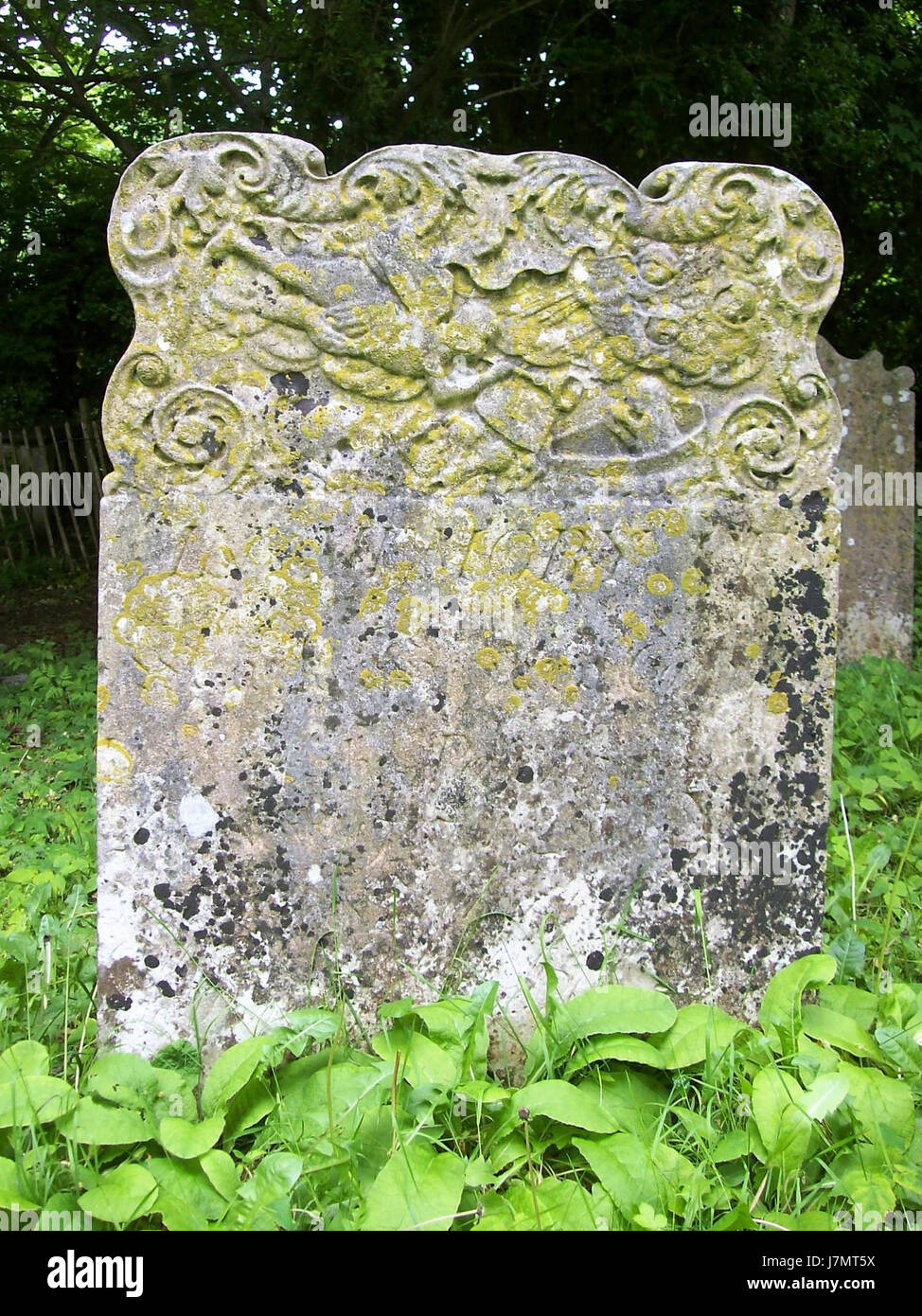 18th century headstone hi-res stock photography and images - Alamy