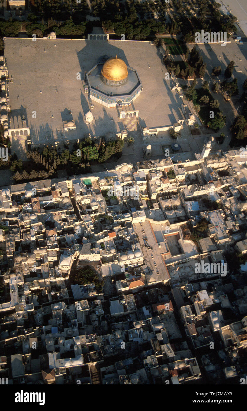 Israel, Jerusalem Old City, an aerial view of Temple Mount Stock Photo ...