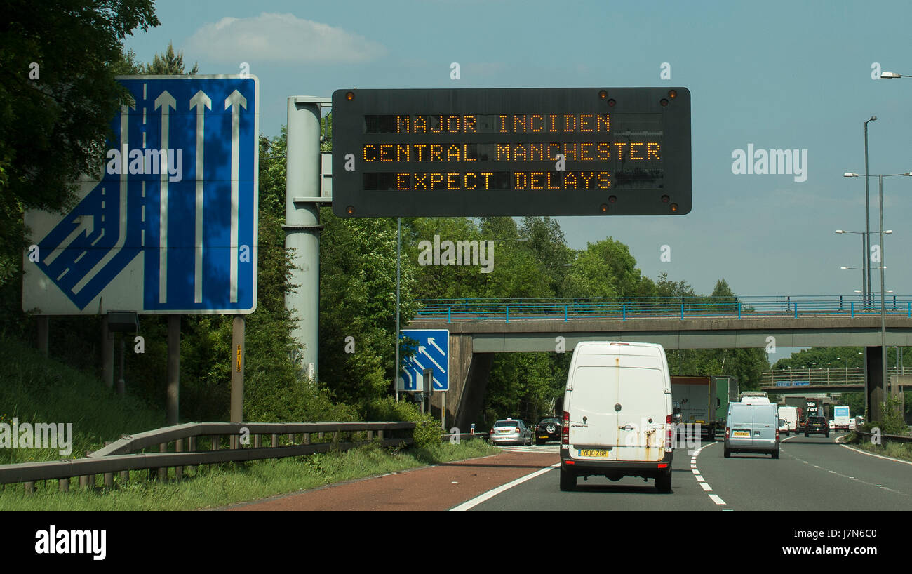 Manchester, UK. 25th May, 2017. Overhead matrix sign on M56 into Manchester advising of Major Incident Central Manchester Expect Delays following Manchester Arena bombing Credit: Chris Billington/Alamy Live News Stock Photo
