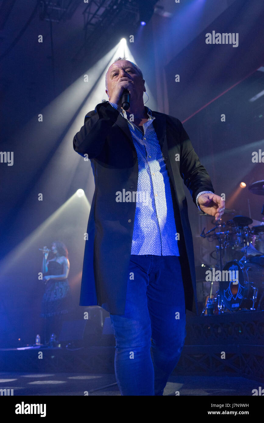 The Spa, Bridlington, UK. 25th May, 2017.Simple Minds perform at The Spa, Bridlington, N. Yorks, England 25.05.2017 Credit: Gary Stafford/Alamy Live News Stock Photo