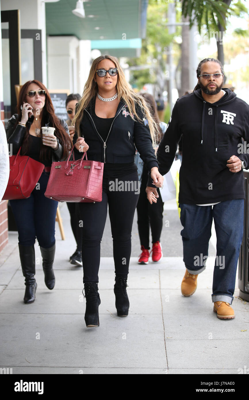 Beverly Hills, Ca. 25th May, 2017. Mariah Carey seen out in Beverly ...