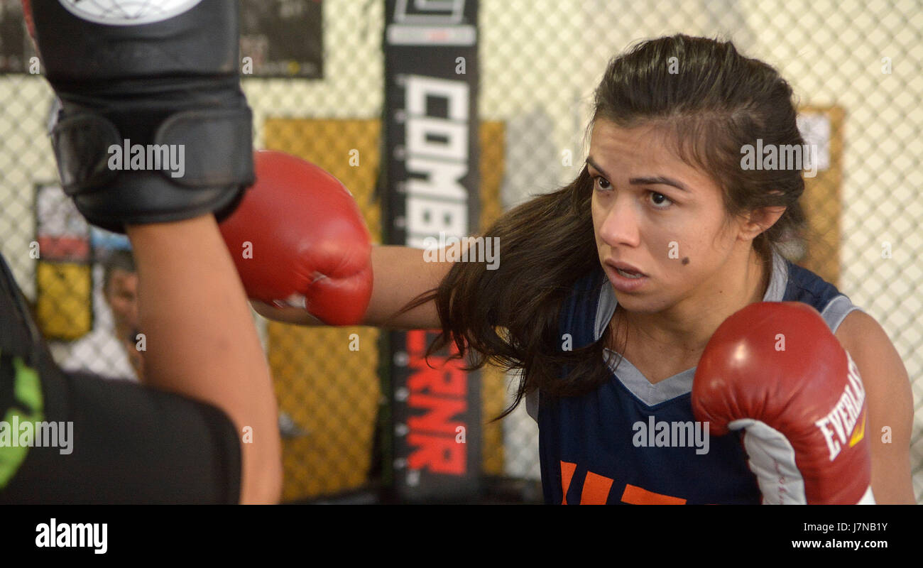 Ray_yee hires stock photography and images Alamy