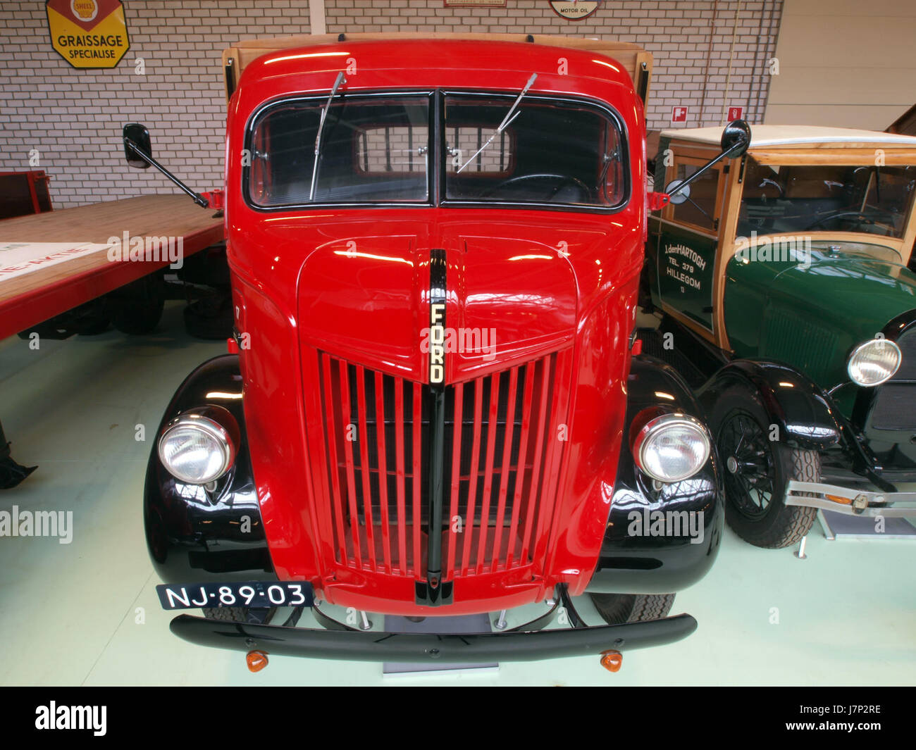 1948 Ford 81 798W truck pic4 Stock Photo