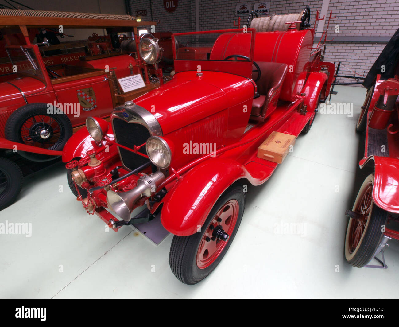 Vintage truck 1920s hi-res stock photography and images - Alamy