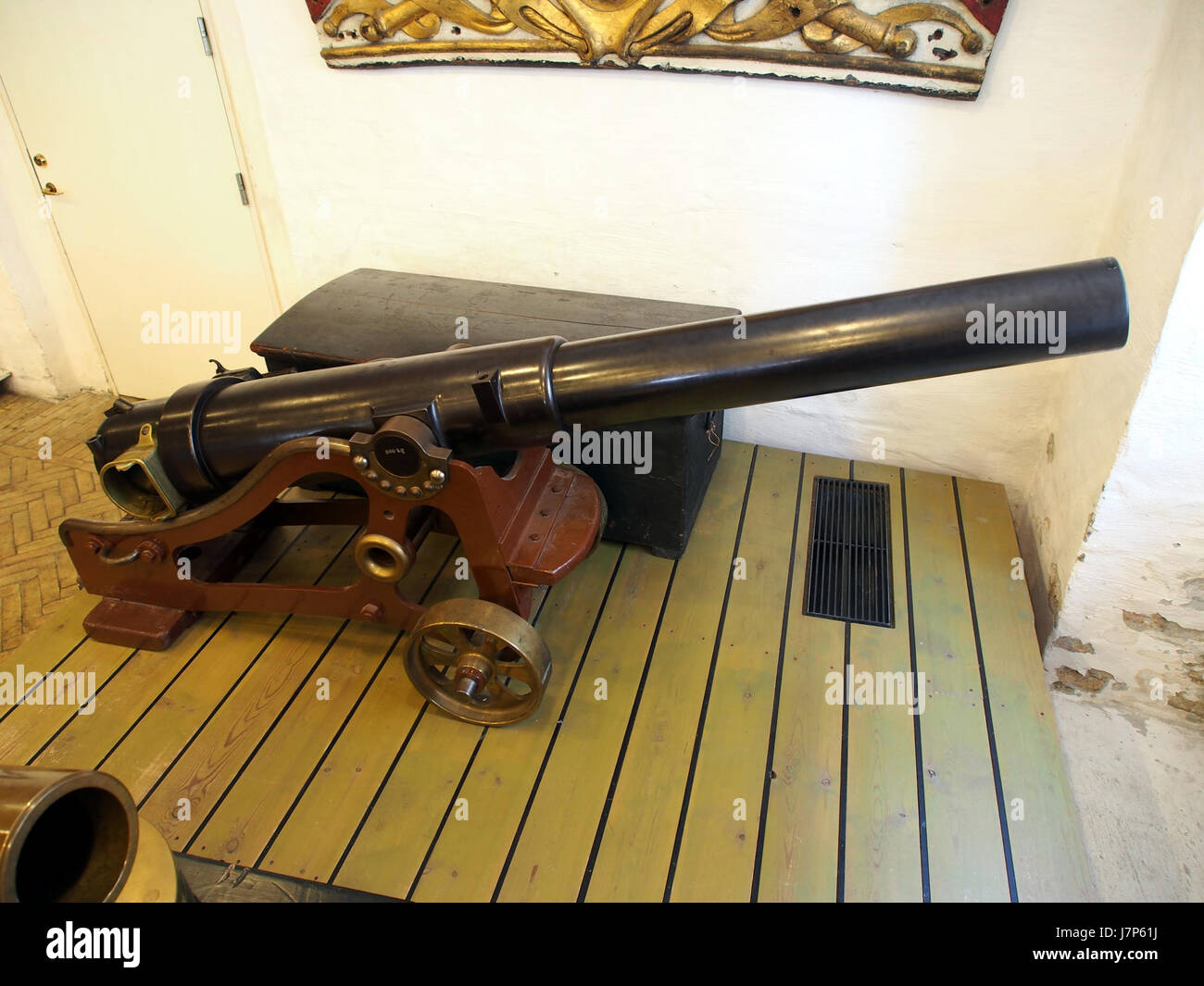 Breech loading hires stock photography and images Alamy