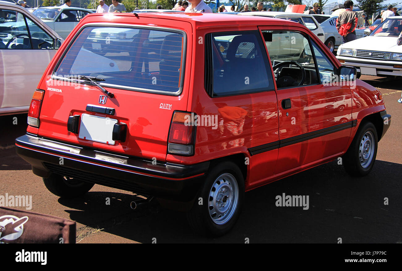 Popular in the 1980s hi-res stock photography and images - Alamy