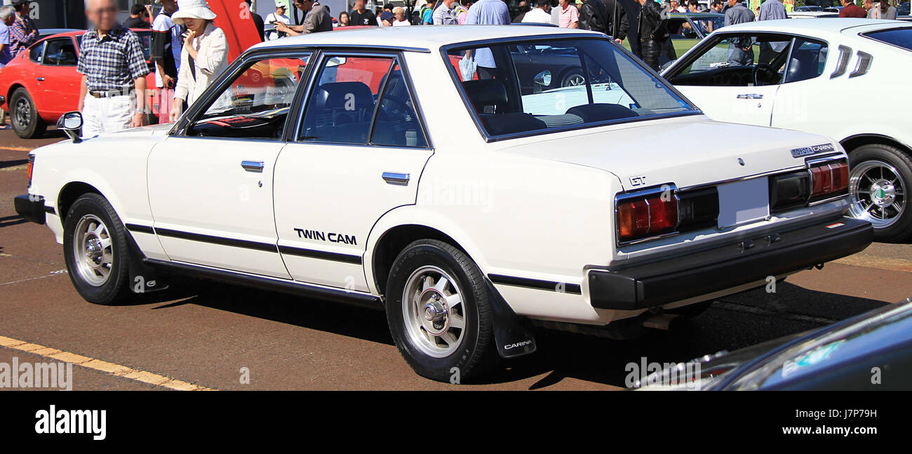 Amazon.co.jp: WIT'S 1/43 TOYOTA CARINA 1600GT TA61 White