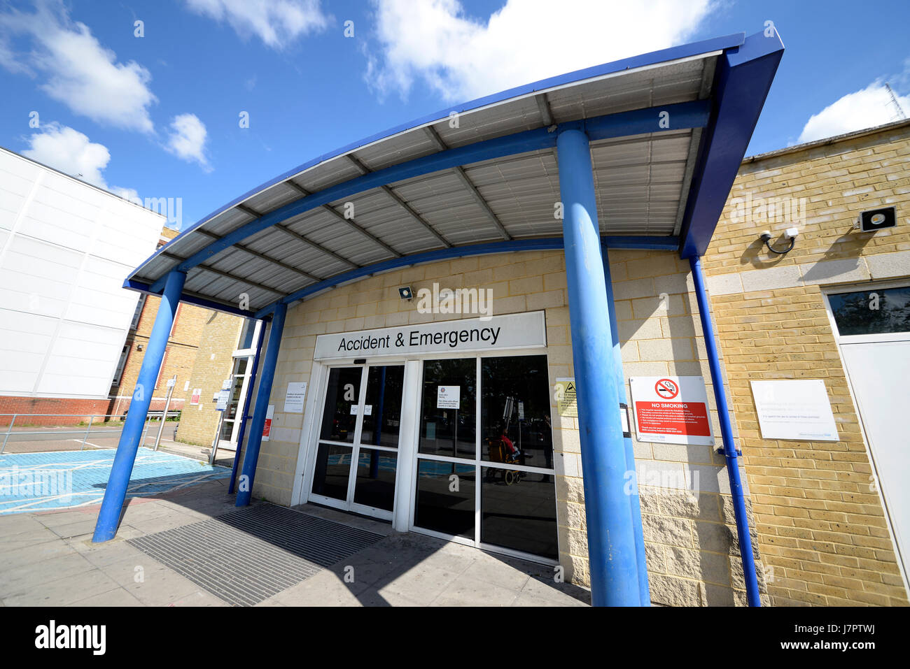 Accident & Emergency entrance, Southend Hospital, Southend on Sea, Essex, UK Stock Photo