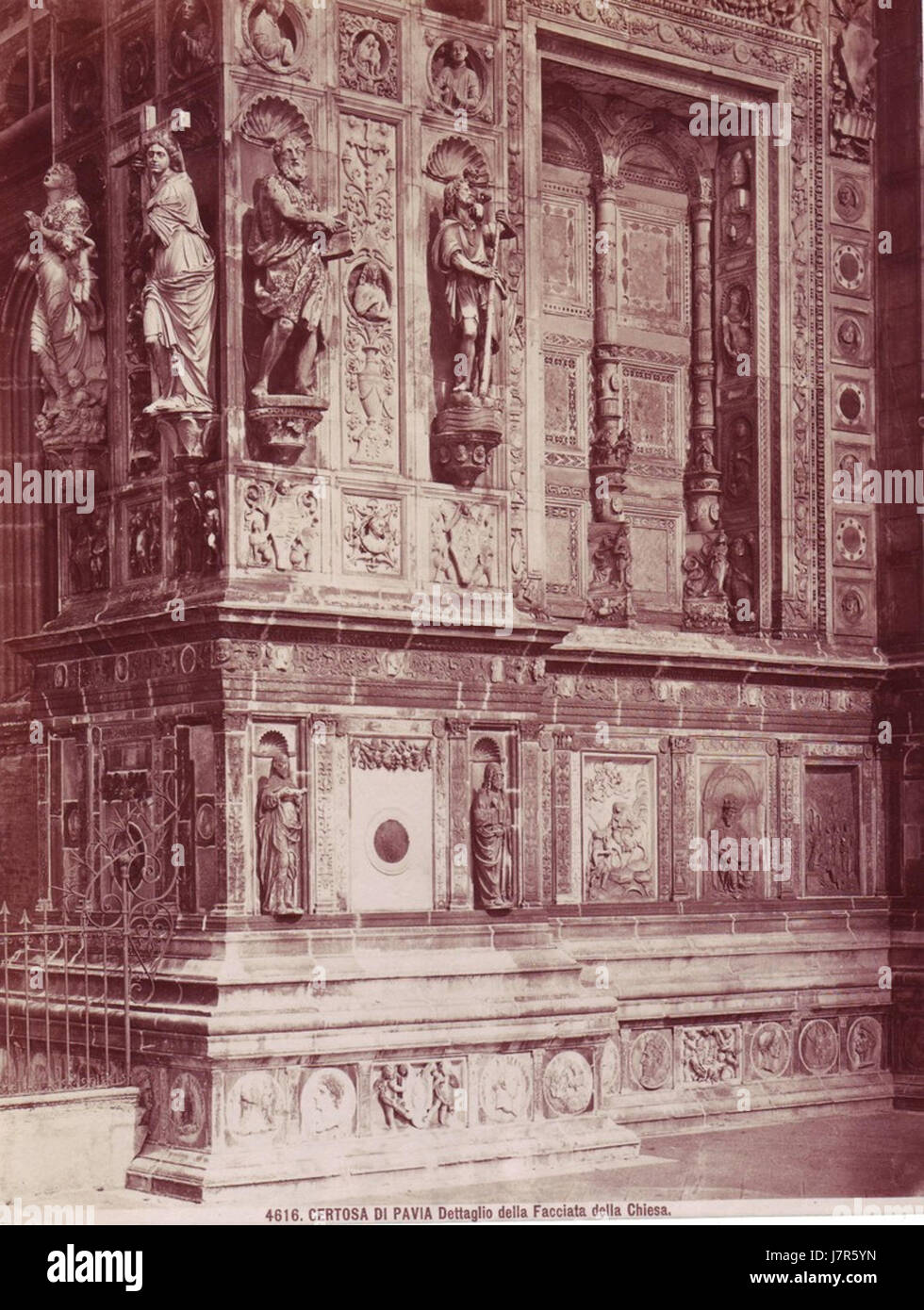 Brogi, Giacomo (1822 1881)   n. 4616   Certosa di Pavia   Dettaglio della facciata della chiesa Stock Photo