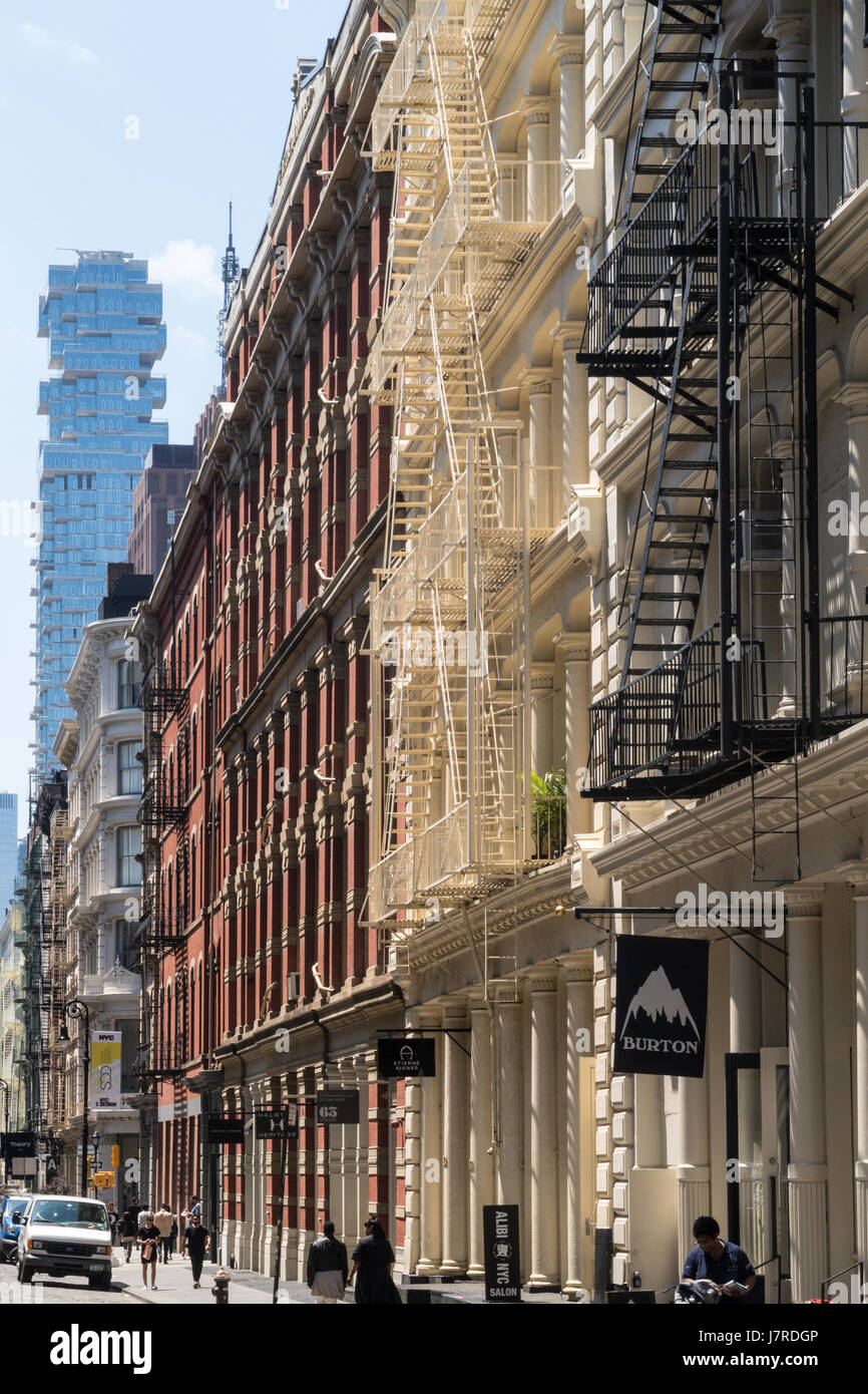 Louis Vuitton Store Greene Street Soho New York City Stock Photo - Alamy