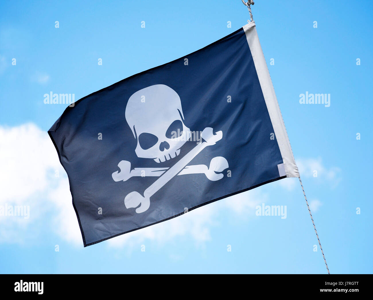 Skeleton sails hi-res stock photography and images - Alamy