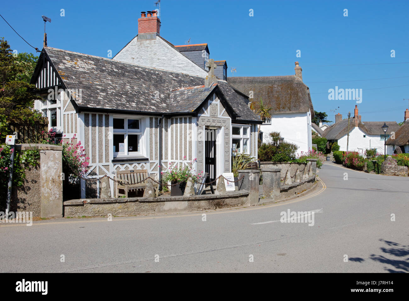 Crantock Village, Cornwall, UK. 25th May, 2017. Views of the village of Crantock. Part of series of photos documenting villages and towns in Cornwall Stock Photo