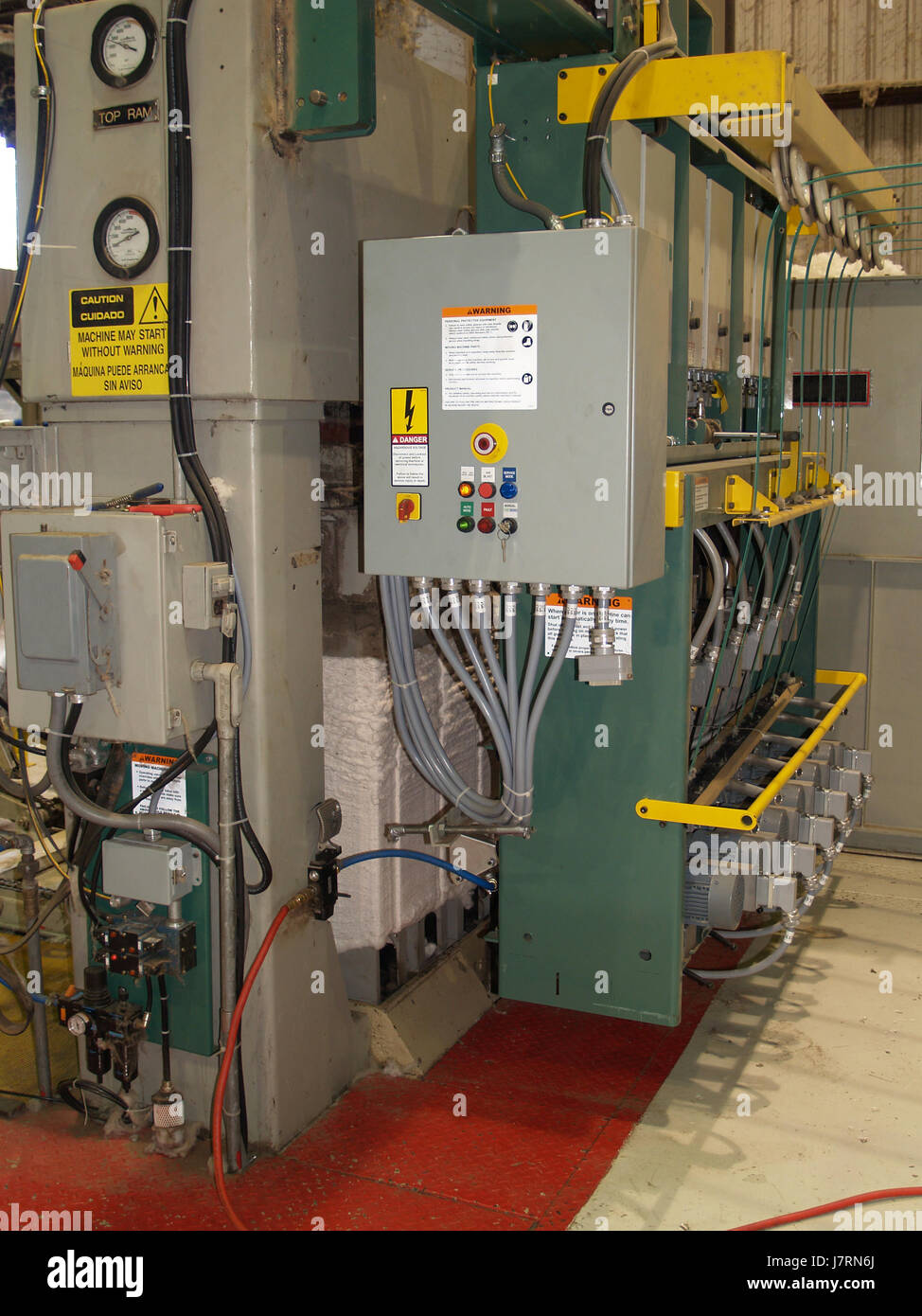 industry agriculture farming cotton manufacturing gin press