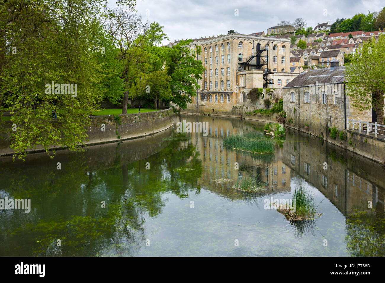 The River Avon and Abbey Mill in Bradford on Avon, Wiltshire, England. Stock Photo