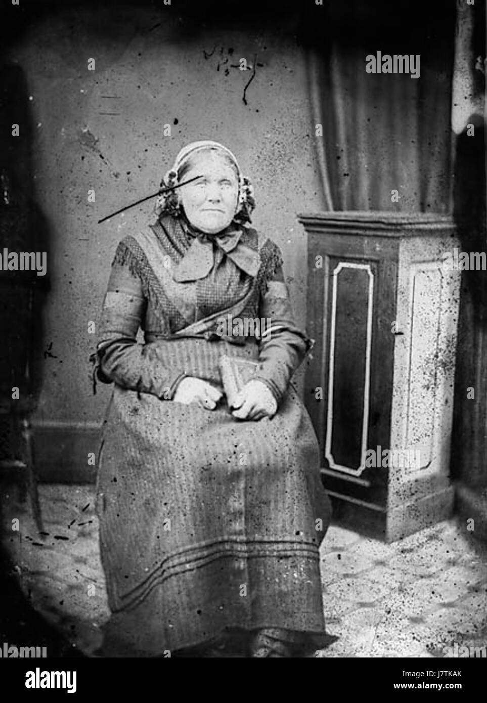 Vintage illustration old woman Black and White Stock Photos & Images ...