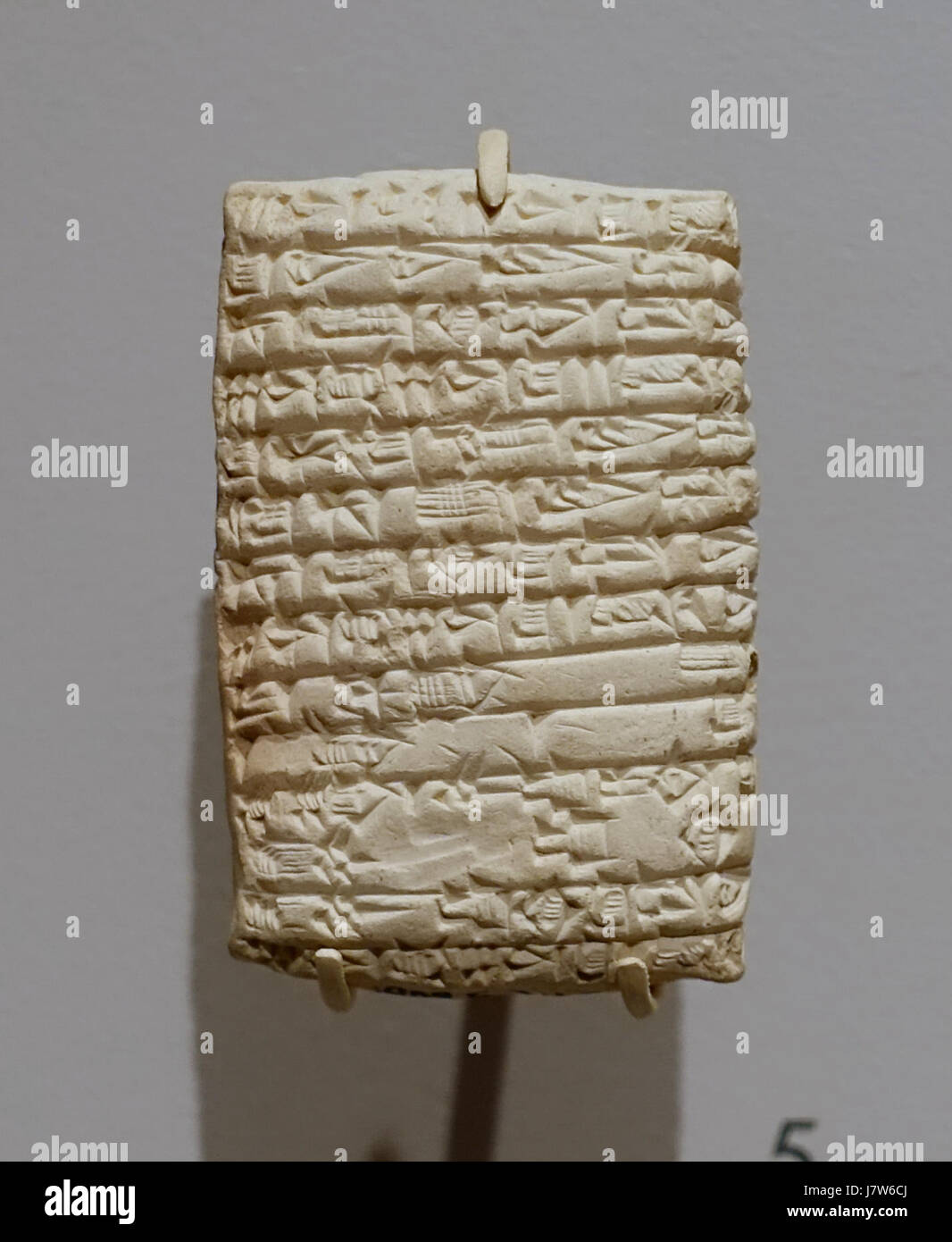 This cuneiform tablet from the Ur III period (c. 2100-2000 BC) records ...